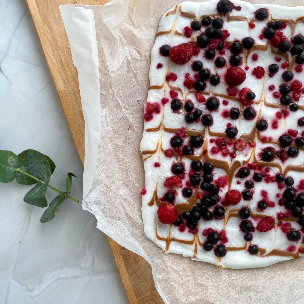 marbled yogurt bark