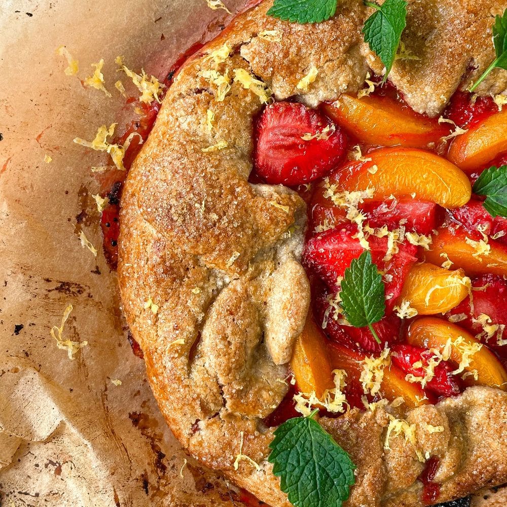 mansikka-aprikoosi galette