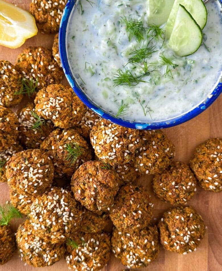 kasvispallerot ja tzatziki